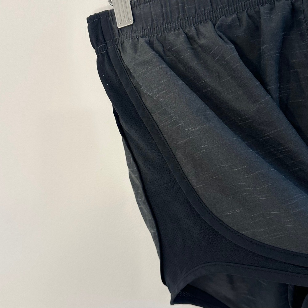 Nike Dri-FIT‎ Running Shorts Womens L Gray Athletic Gym Workout Shorts - Picture 4 of 8
